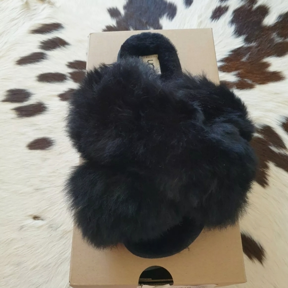 Authentic UGG Fuzzalicious Sheepskin Shearling Soft Fur Fluffy Slippers AU 5 - Picture 6 of 12